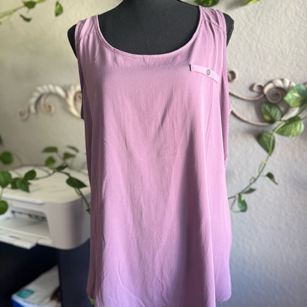 Lavender Sleeveless Women's Top